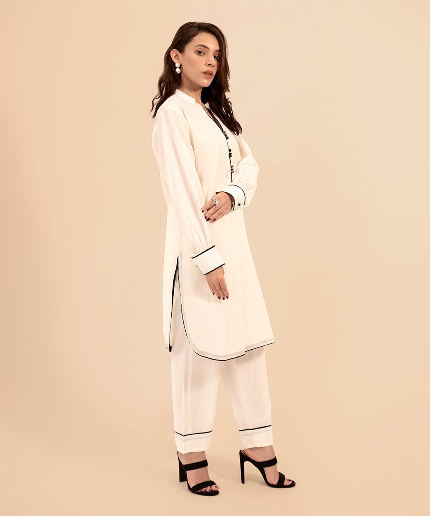 Women Solid 2 Piece Suit - LDS902