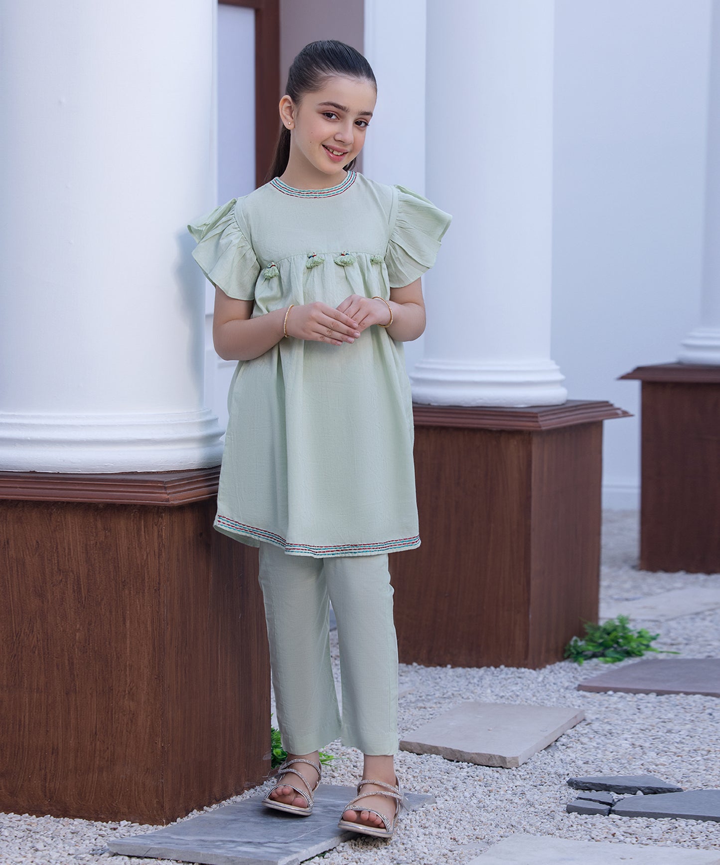 Girls Solid Embroidered 2 piece Suit