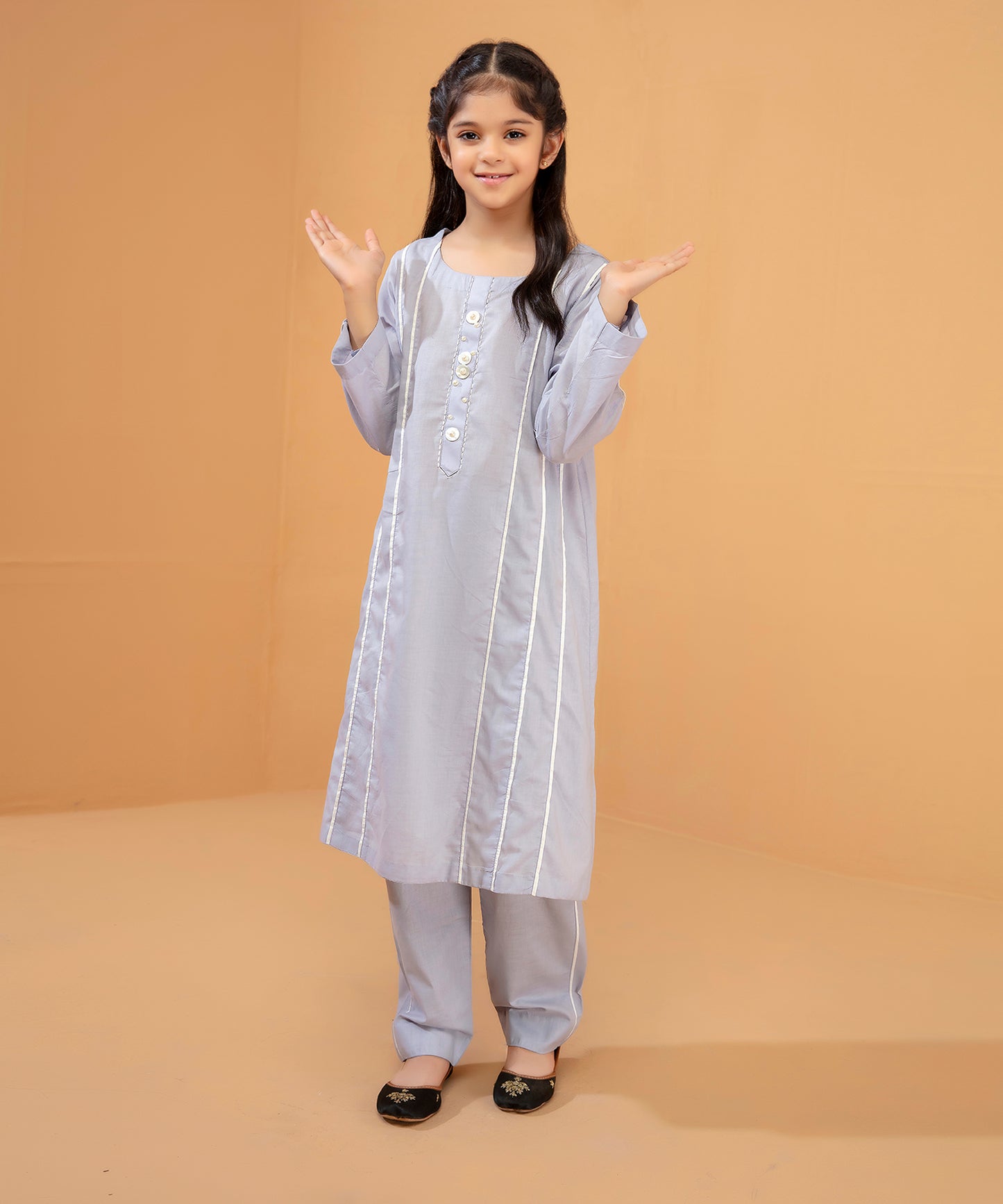 Girls Solid Embroidered 2 piece Suit