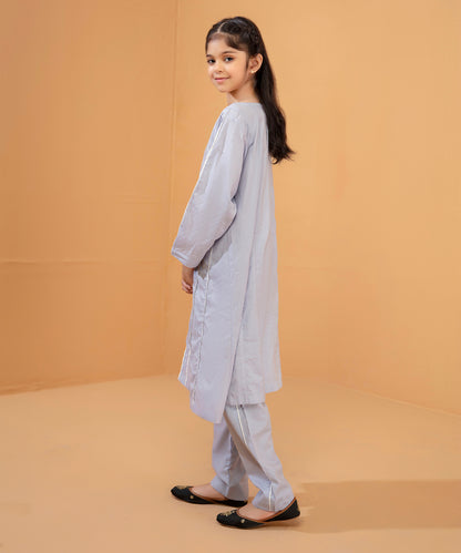 Girls Solid Embroidered 2 piece Suit