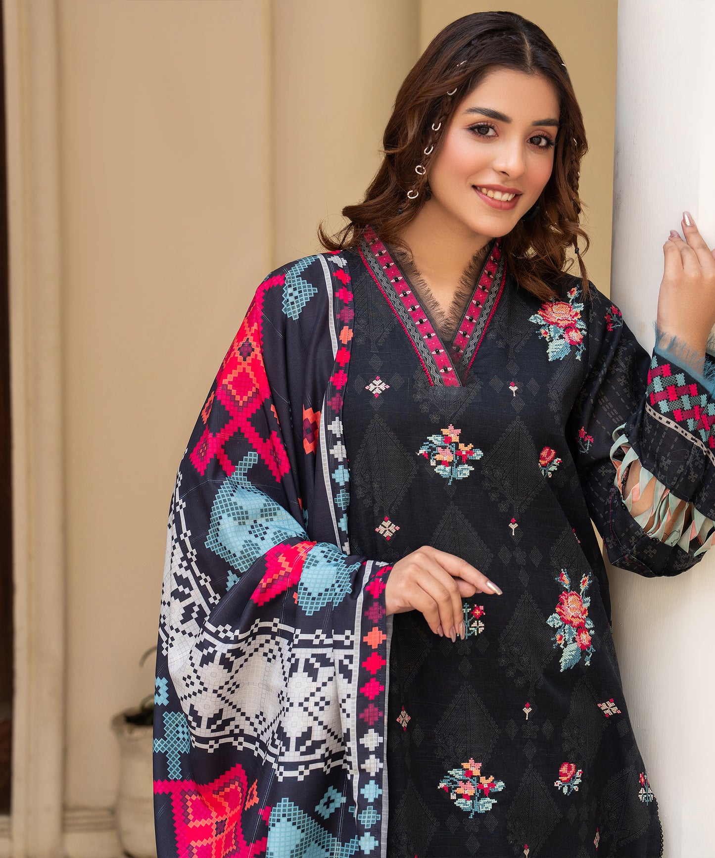 Women Printed Embroidered 3 Piece Suit - CLAC45