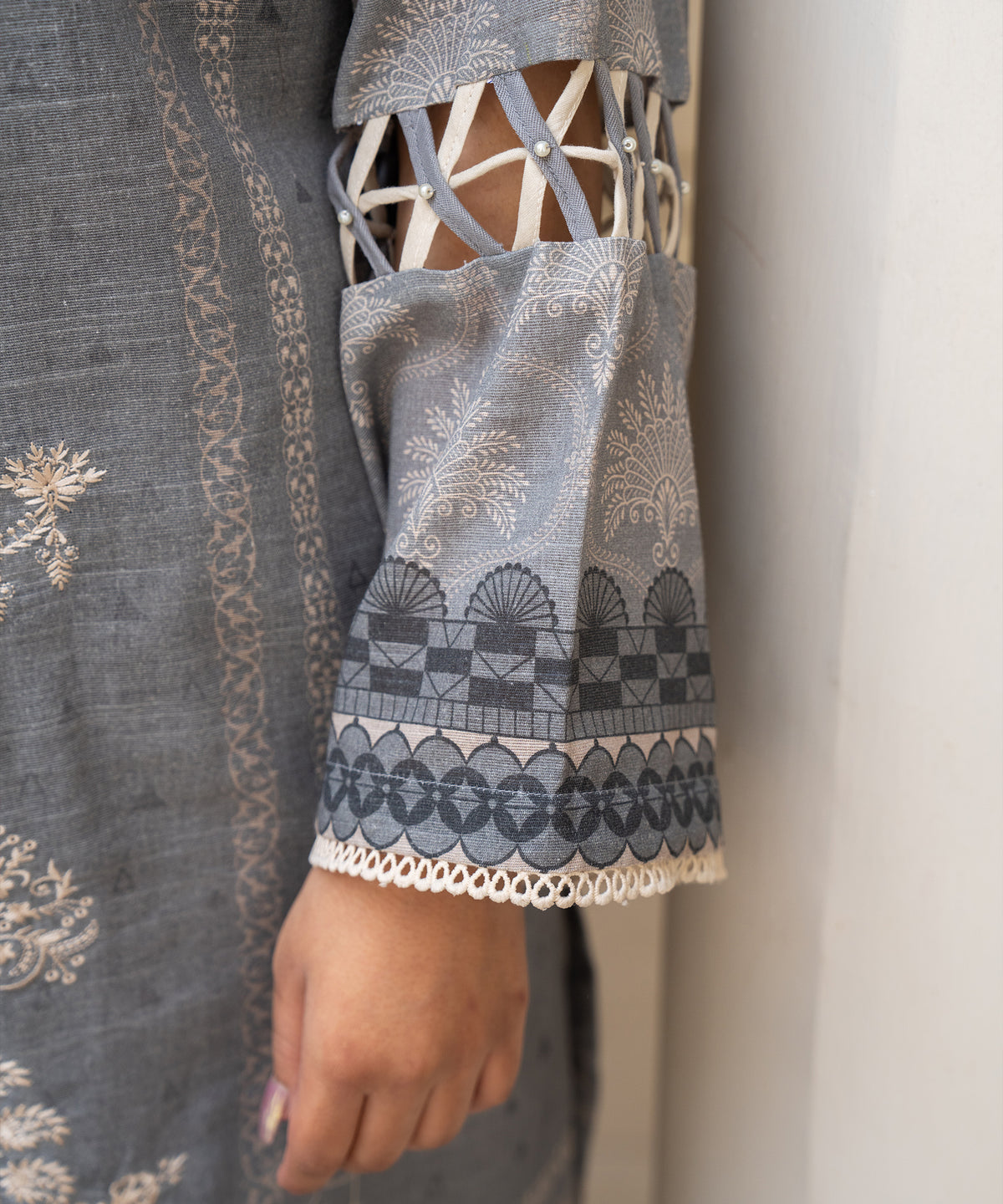 Women Printed Embroidered 3 Piece Suit - CLAC46