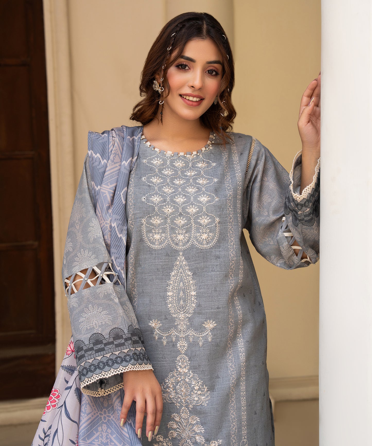 Women Printed Embroidered 3 Piece Suit - CLAC46