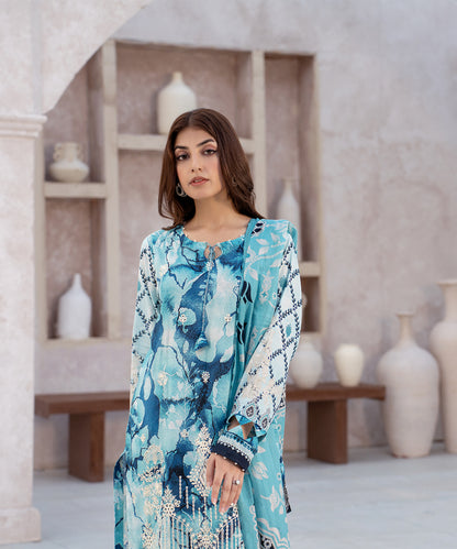 Women Printed Embroidered 3 Piece Suit - CLC555