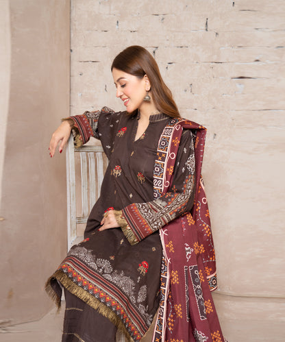 Women Embroidered 3 Piece Suit - CLAC47