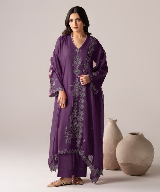 Women Solid Embroidered 3 Piece Suit - UDE280