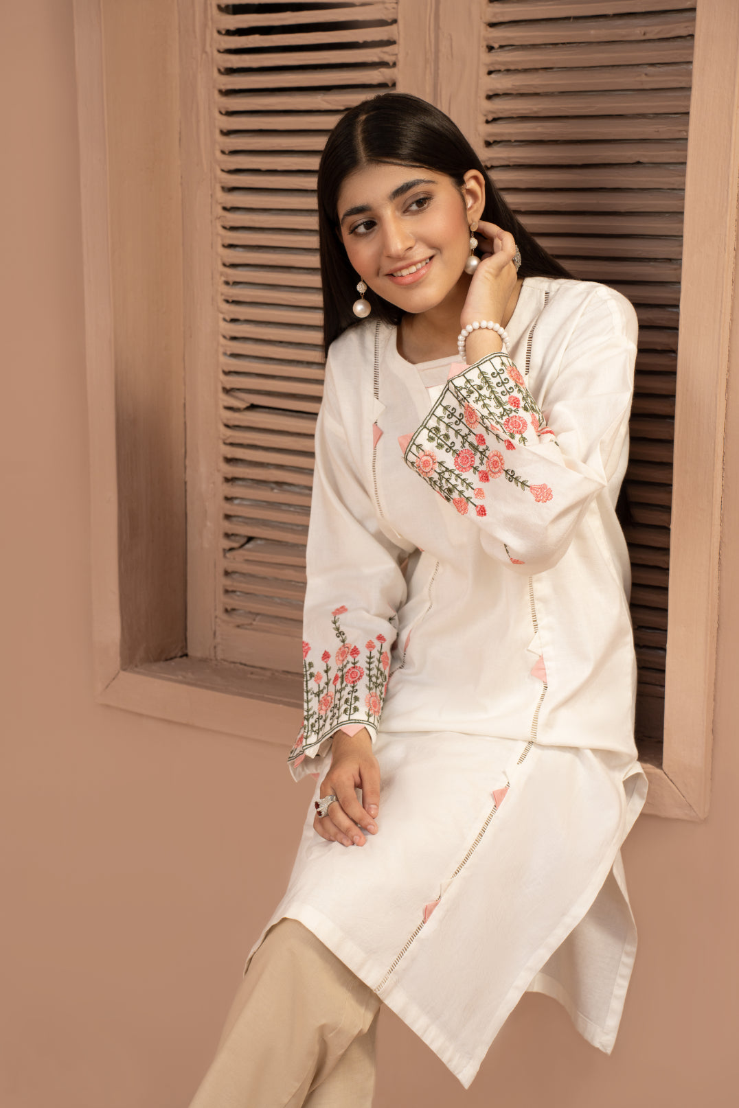 Solid Embroidered Shirt - LDS 891