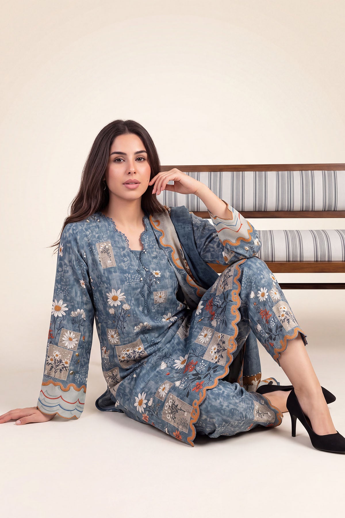 Women Printed 3 Piece Suit - DTD168