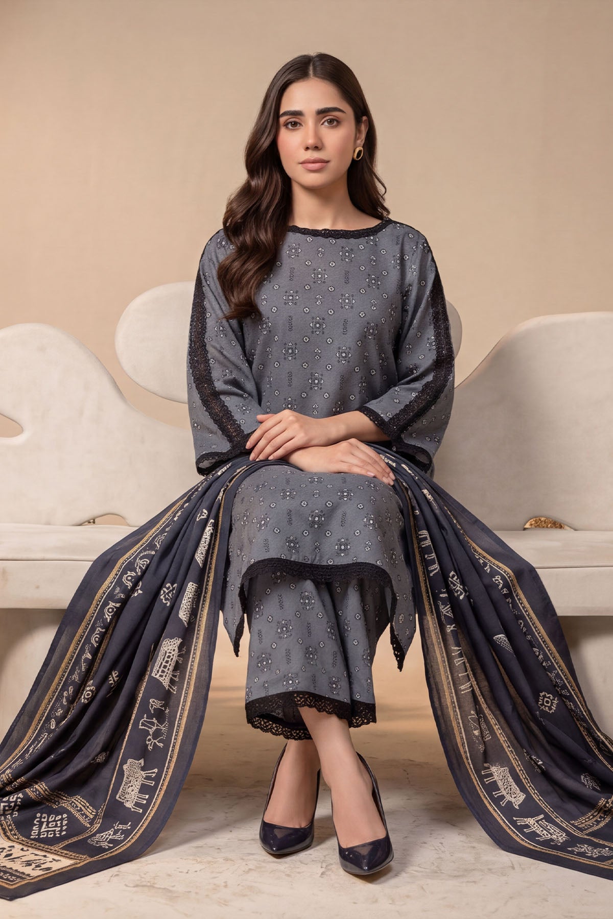 Women 3 Piece Printed Suit - DTD183