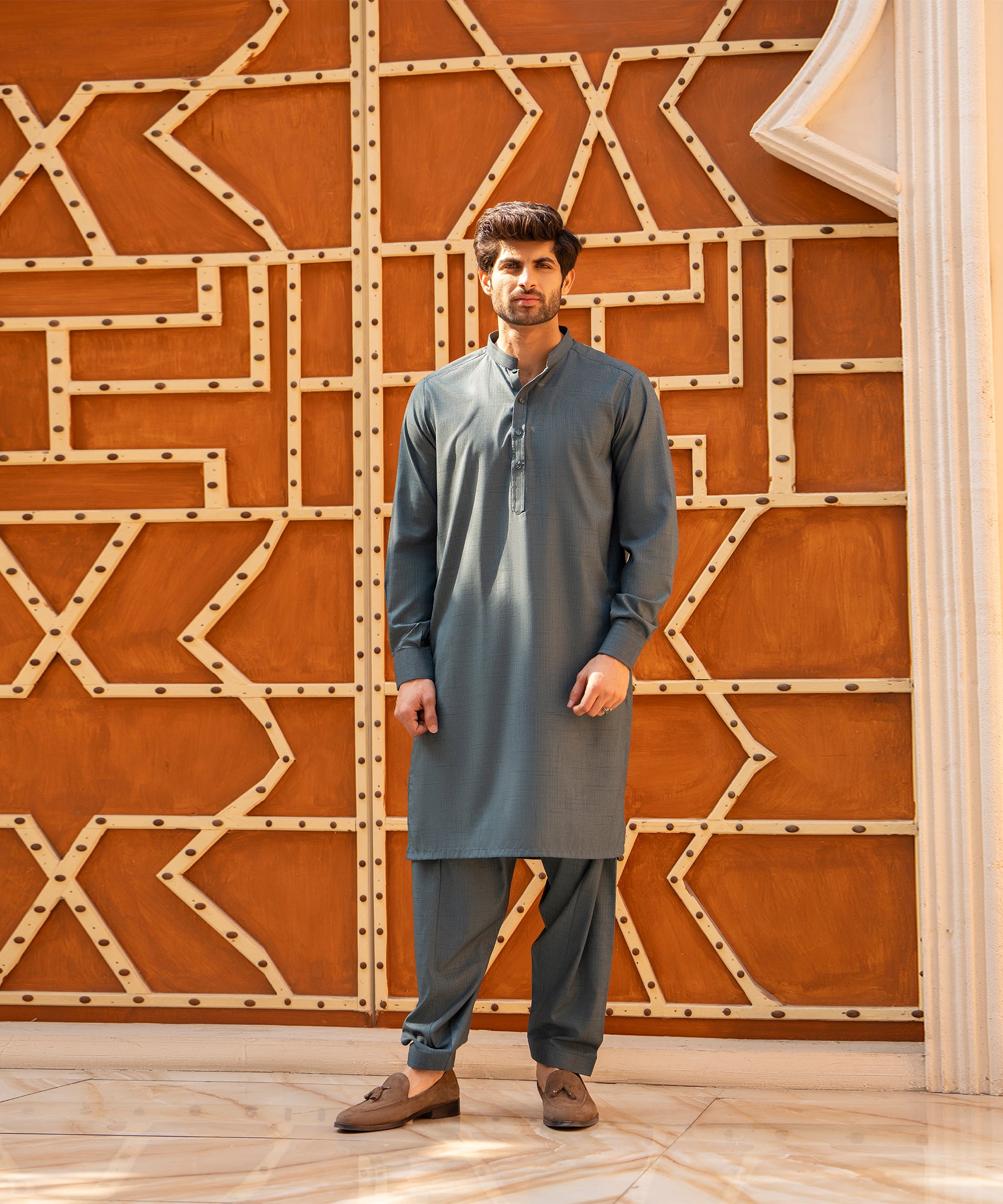 Mens Ready to wear suit - GTS 710
