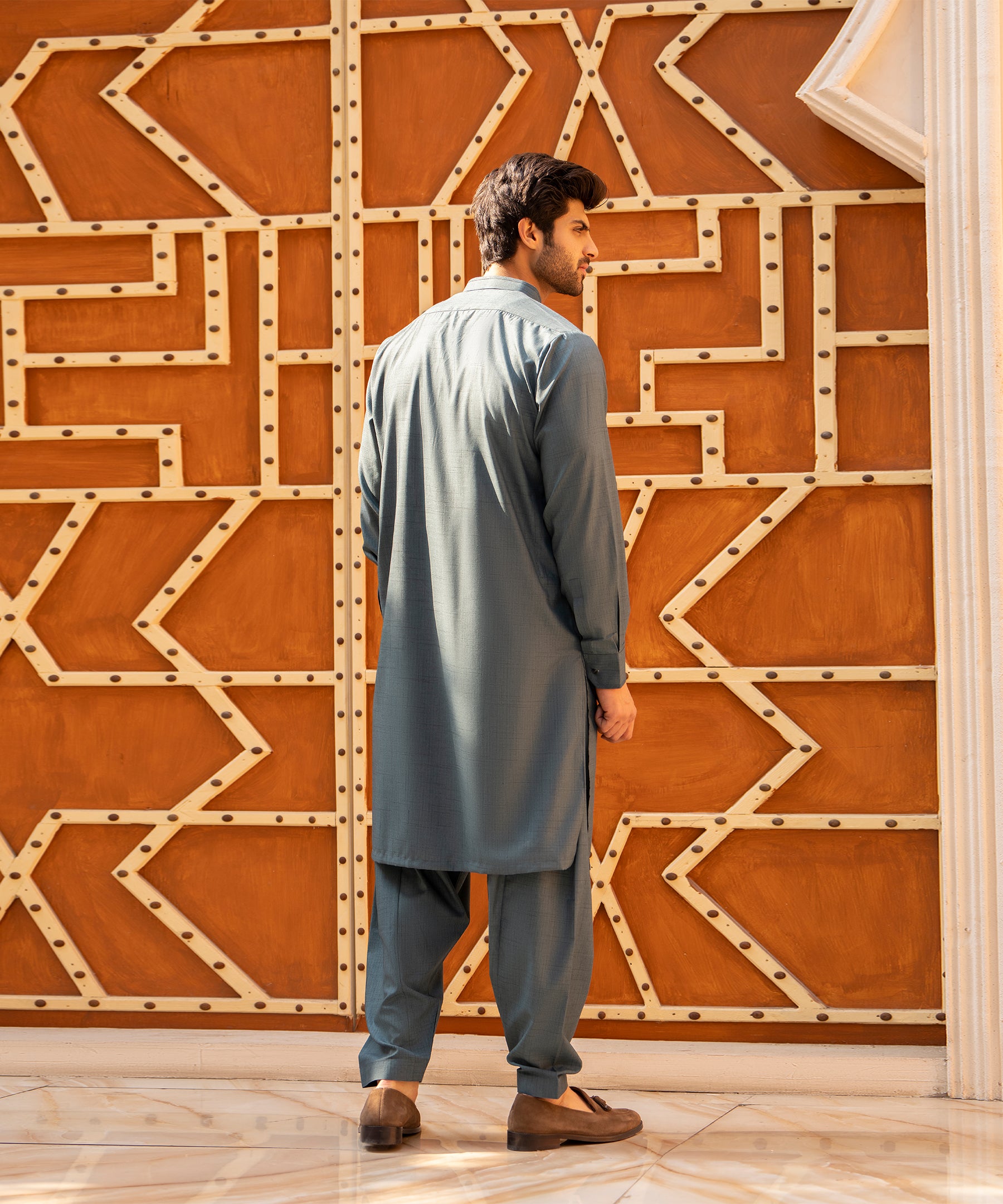 Mens Ready to wear suit - GTS 710