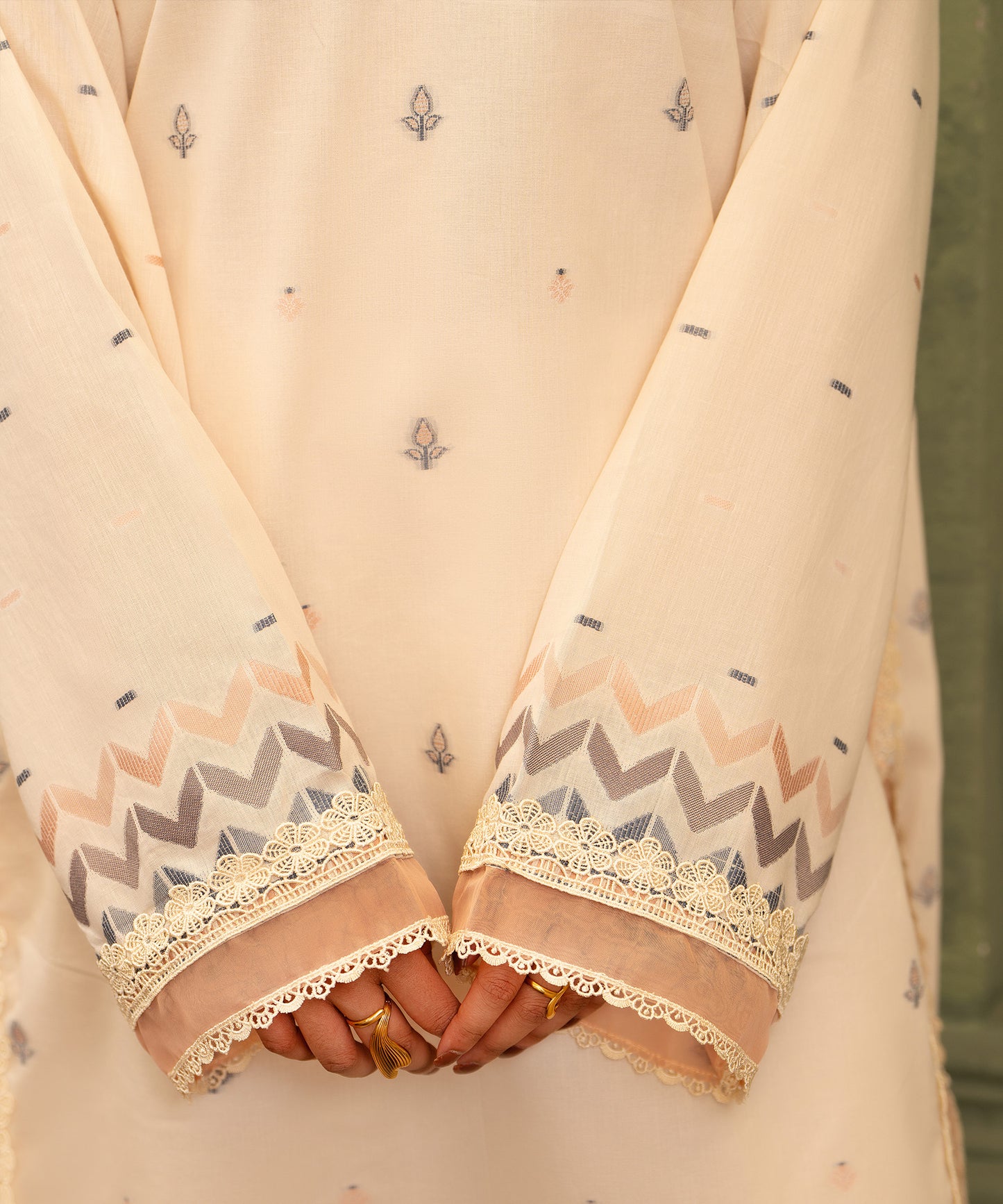Women Jacquard 3 Piece Suit - JCQ007