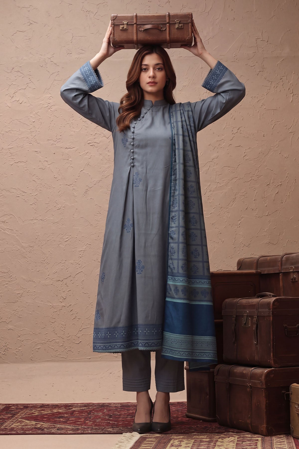 Women Jacquard 3 Piece Suit - JCQ021