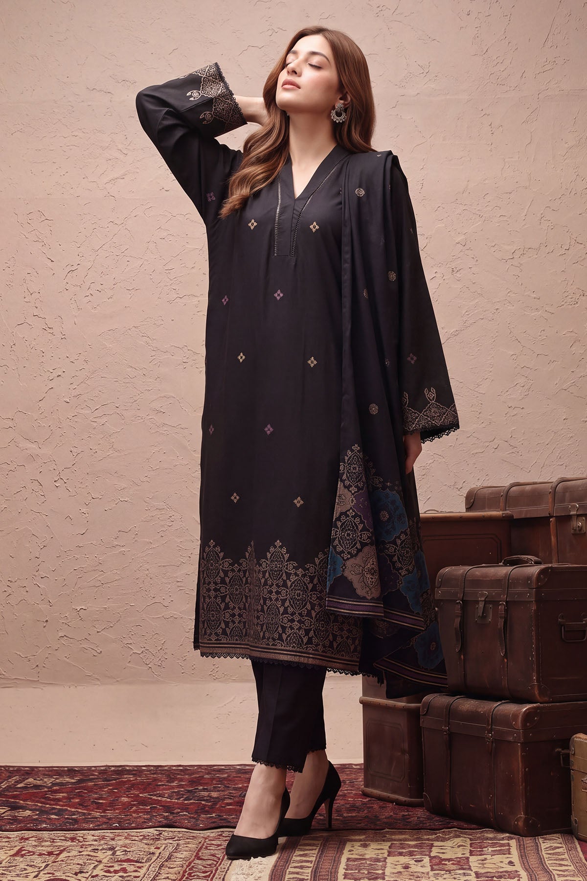 Women Jacquard 3 Piece Suit - JCQ025