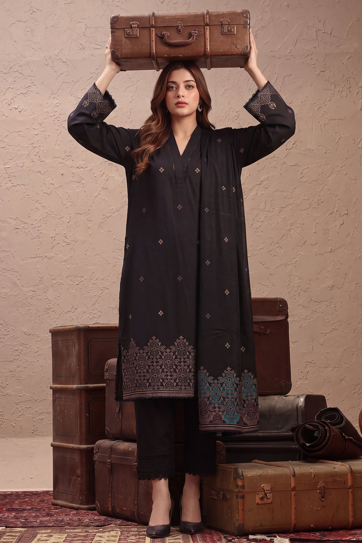 Women Jacquard 3 Piece Suit - JCQ025