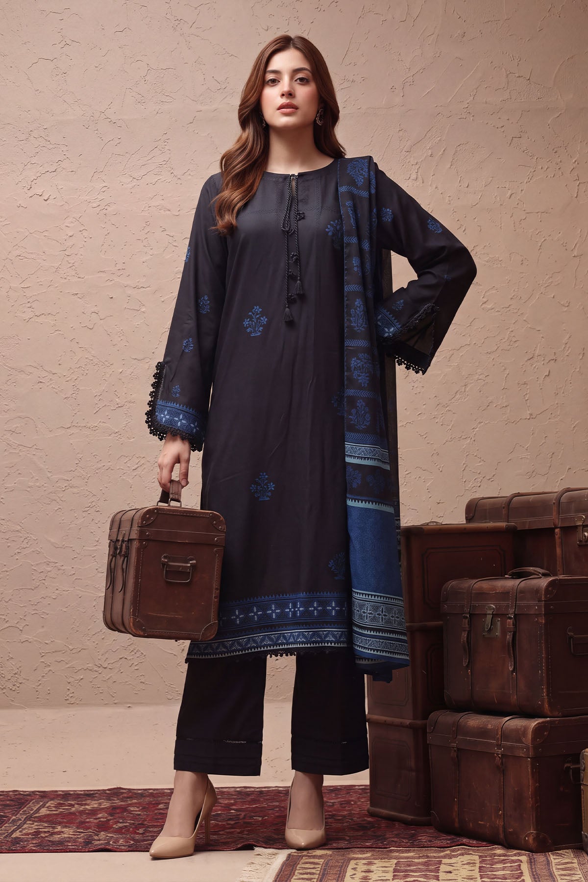Women Jacquard 3 Piece Suit - JCQ030