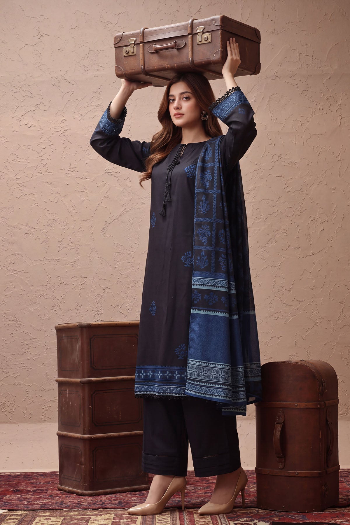 Women Jacquard 3 Piece Suit - JCQ030