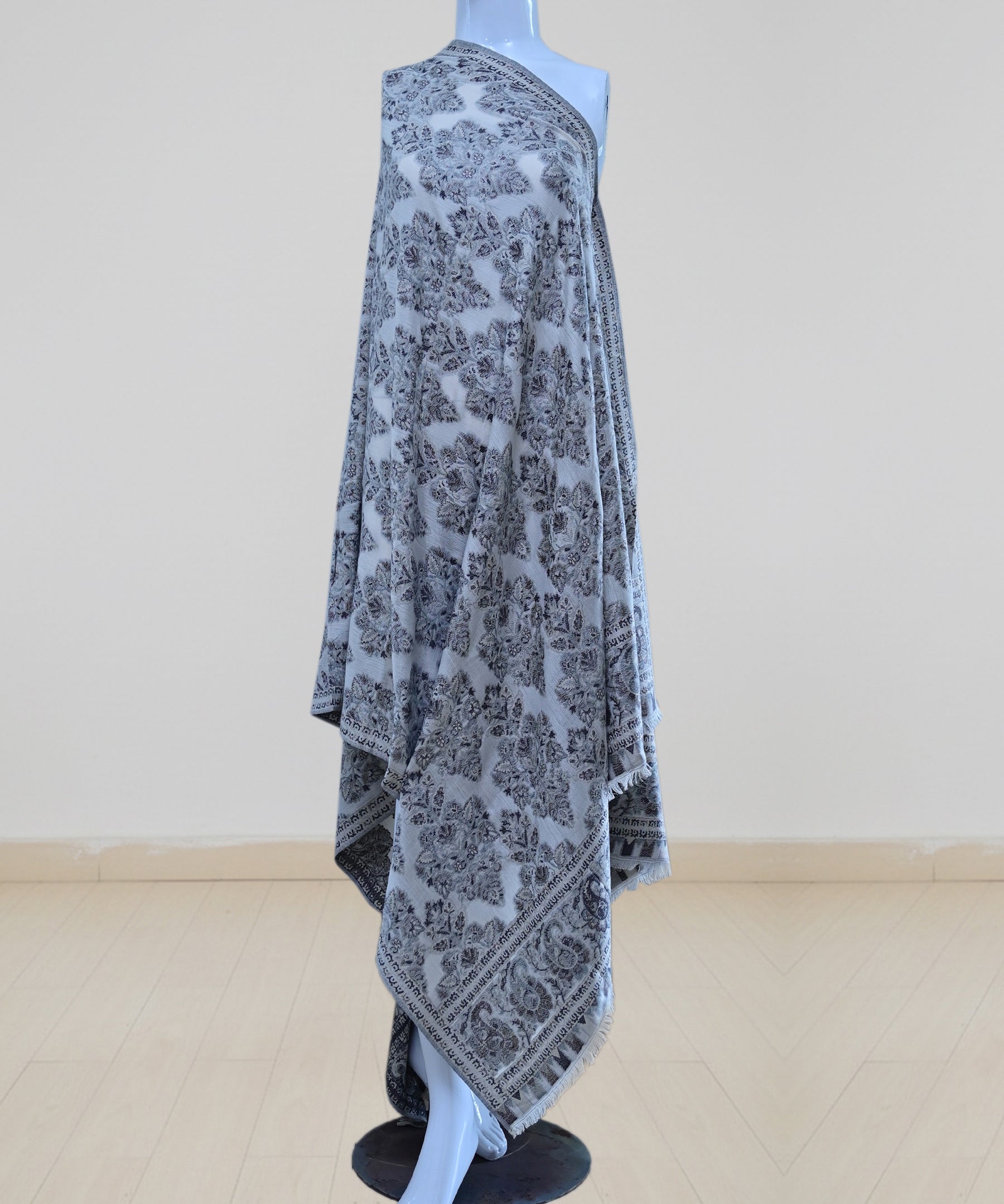 Ladies Shawl 002 - CRM