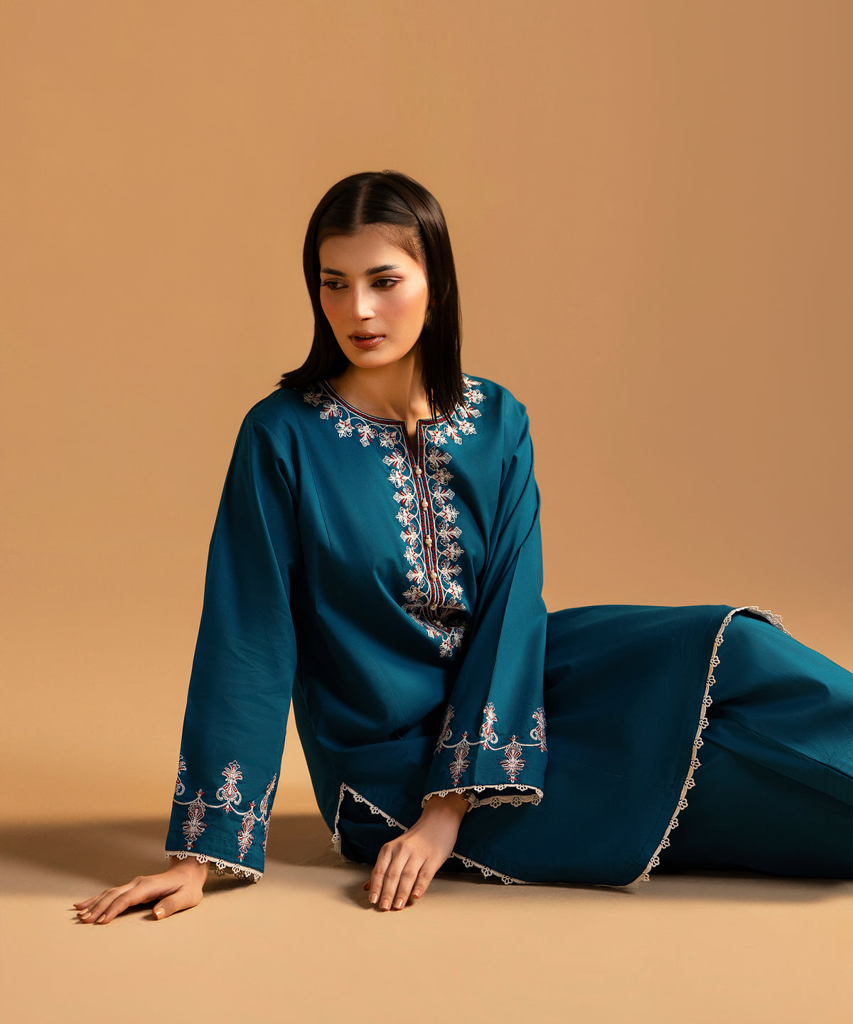 Women Solid Embroidered 2 Piece Suit - LDS1347