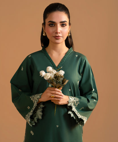 Women Solid Embroidered 2 Piece Suit - LDS1349
