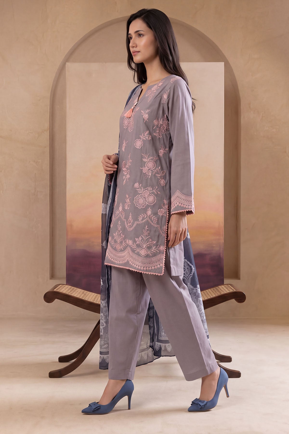 Women 3 Piece Solid Embroidered Suit - LDS1801