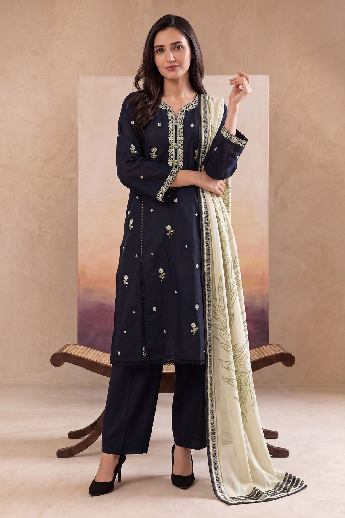 Women 3 Piece Solid Embroidered Suit - LDS1858