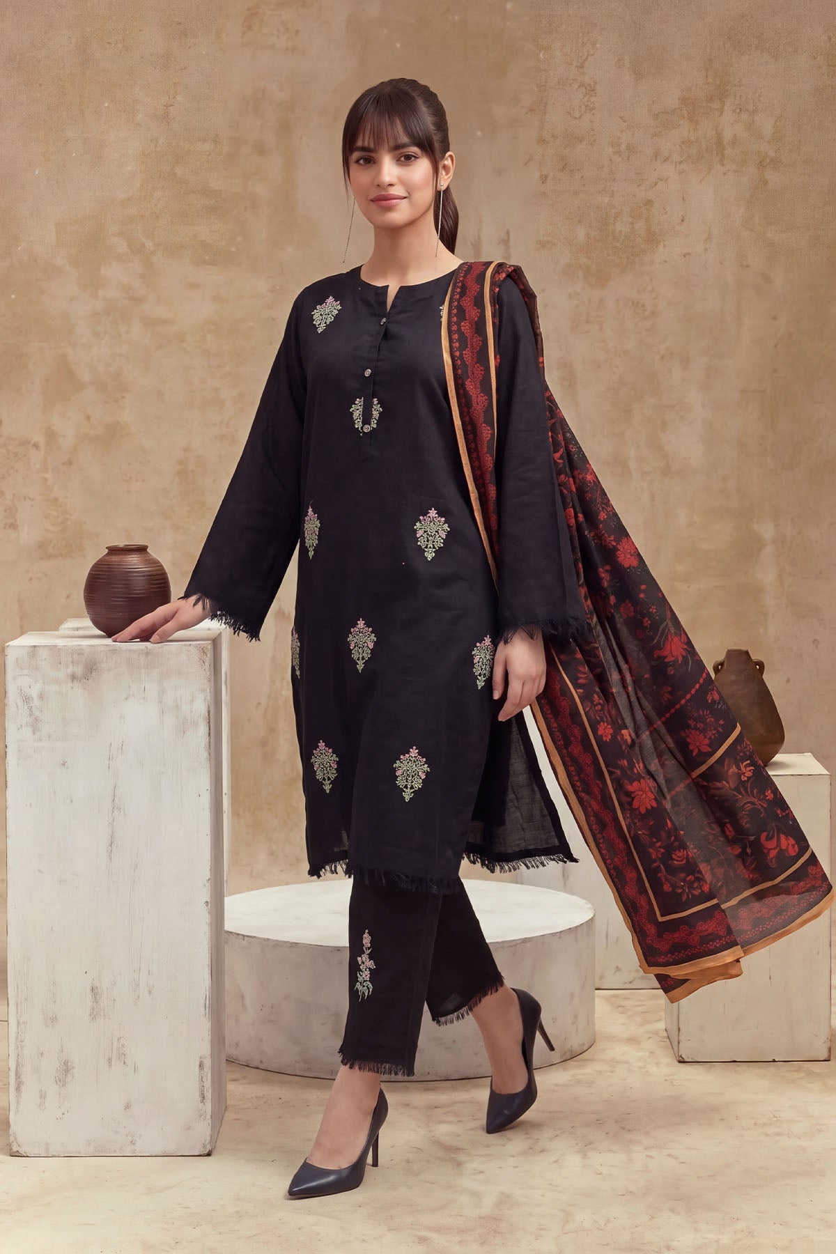 Women 3 Piece Solid Embroidered Suit - LDS2141