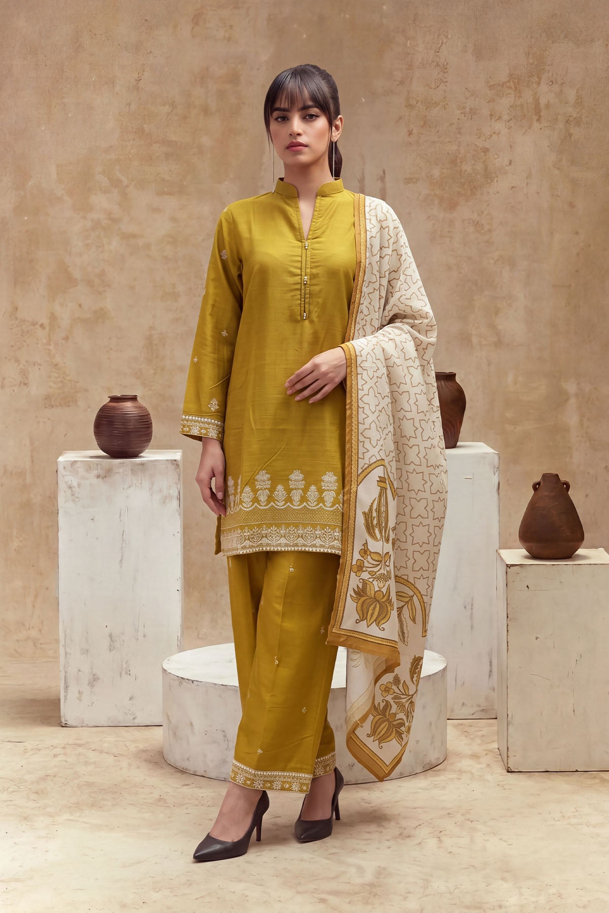 Women 3 Piece Solid Embroidered Suit - LDS2310