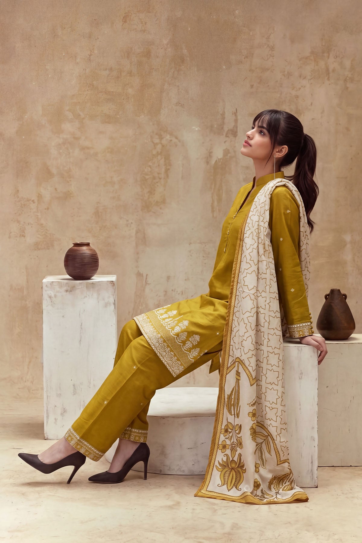 Women 3 Piece Solid Embroidered Suit - LDS2310