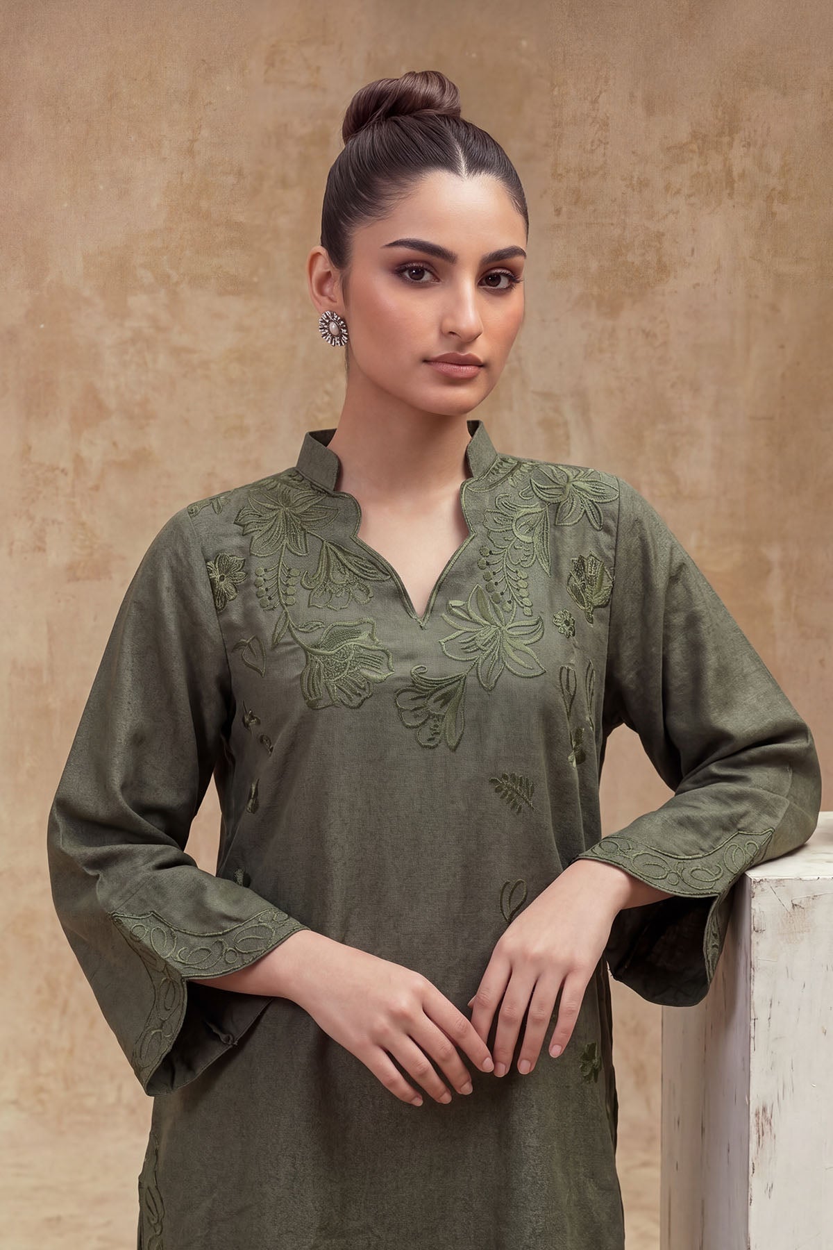 Women 2 Piece Solid Embroidered Suit - LDS2352