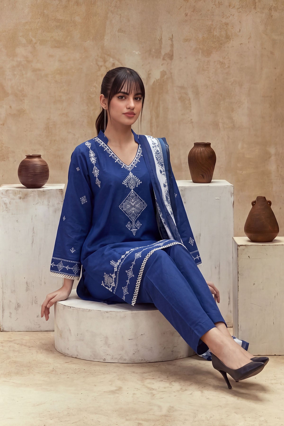 Women 3 Piece Solid Embroidered Suit - LDS2354
