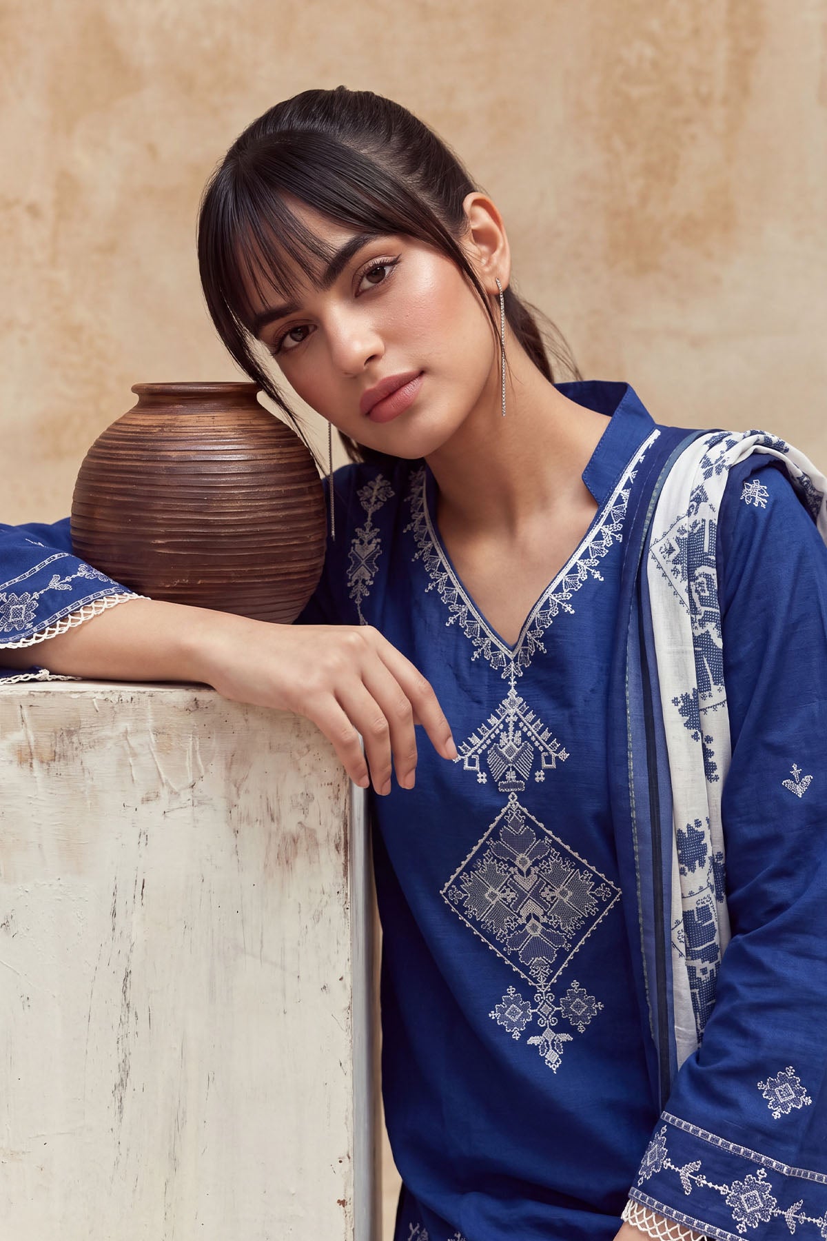 Women 3 Piece Solid Embroidered Suit - LDS2354