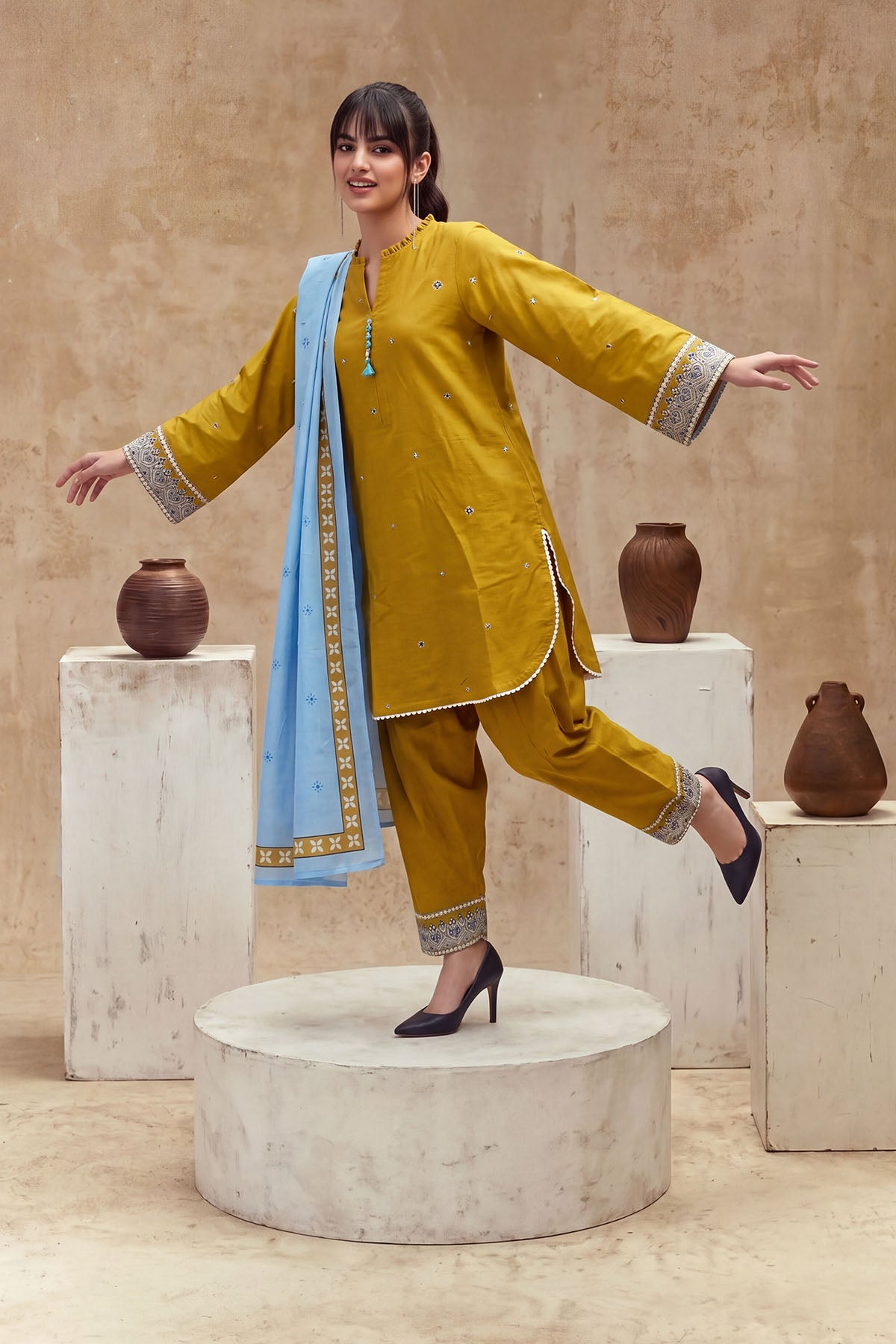 Women 3 Piece Solid Embroidered Suit - LDS2387