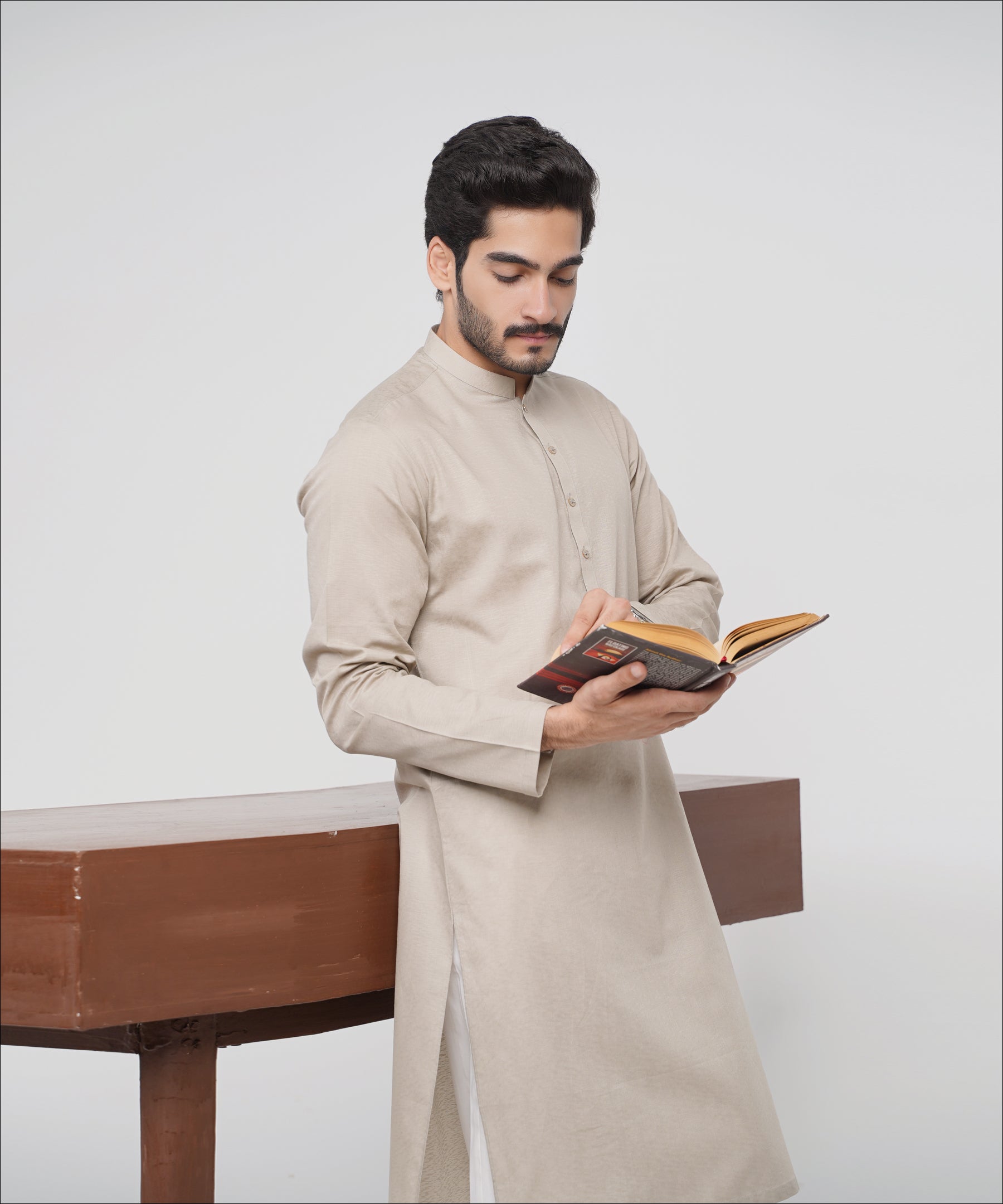 Sitara Sahib Collection Kurta 
(GTS 678)