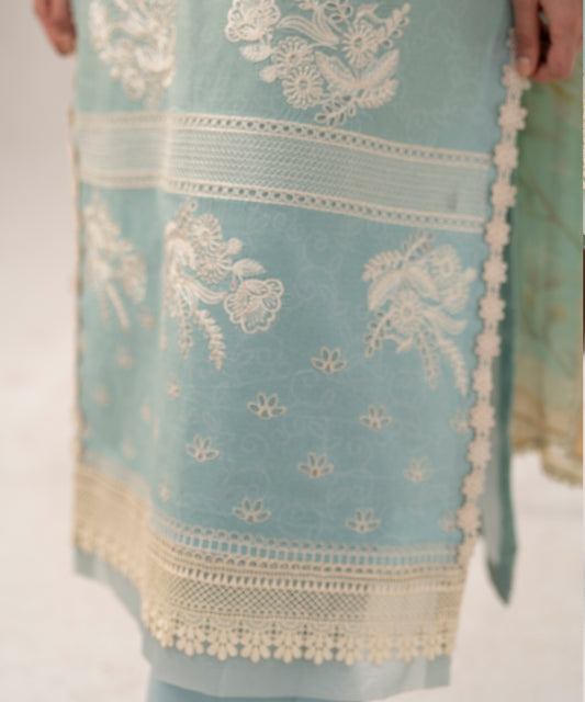 Women Printed Embroidered 3 Piece Suit - QUN074