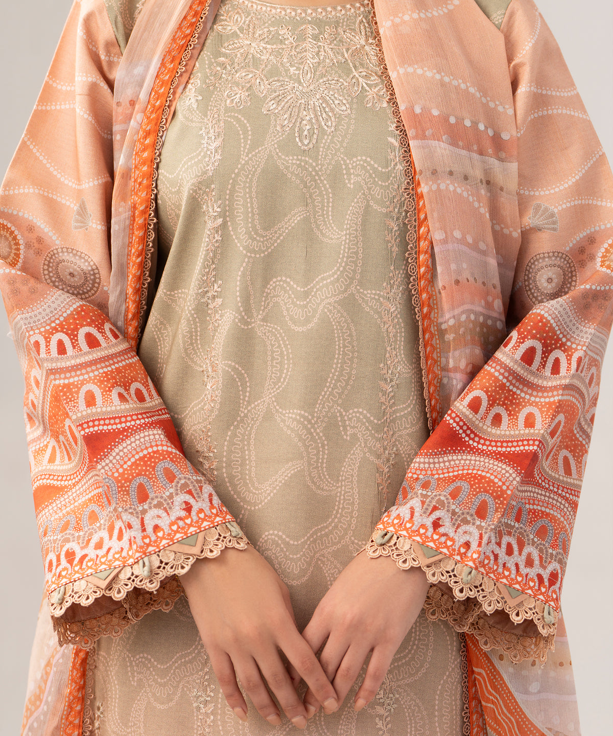 Women Printed Embroidered 3 Piece Suit - QUN078