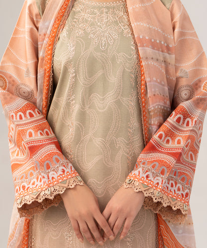 Women Printed Embroidered 3 Piece Suit - QUN078