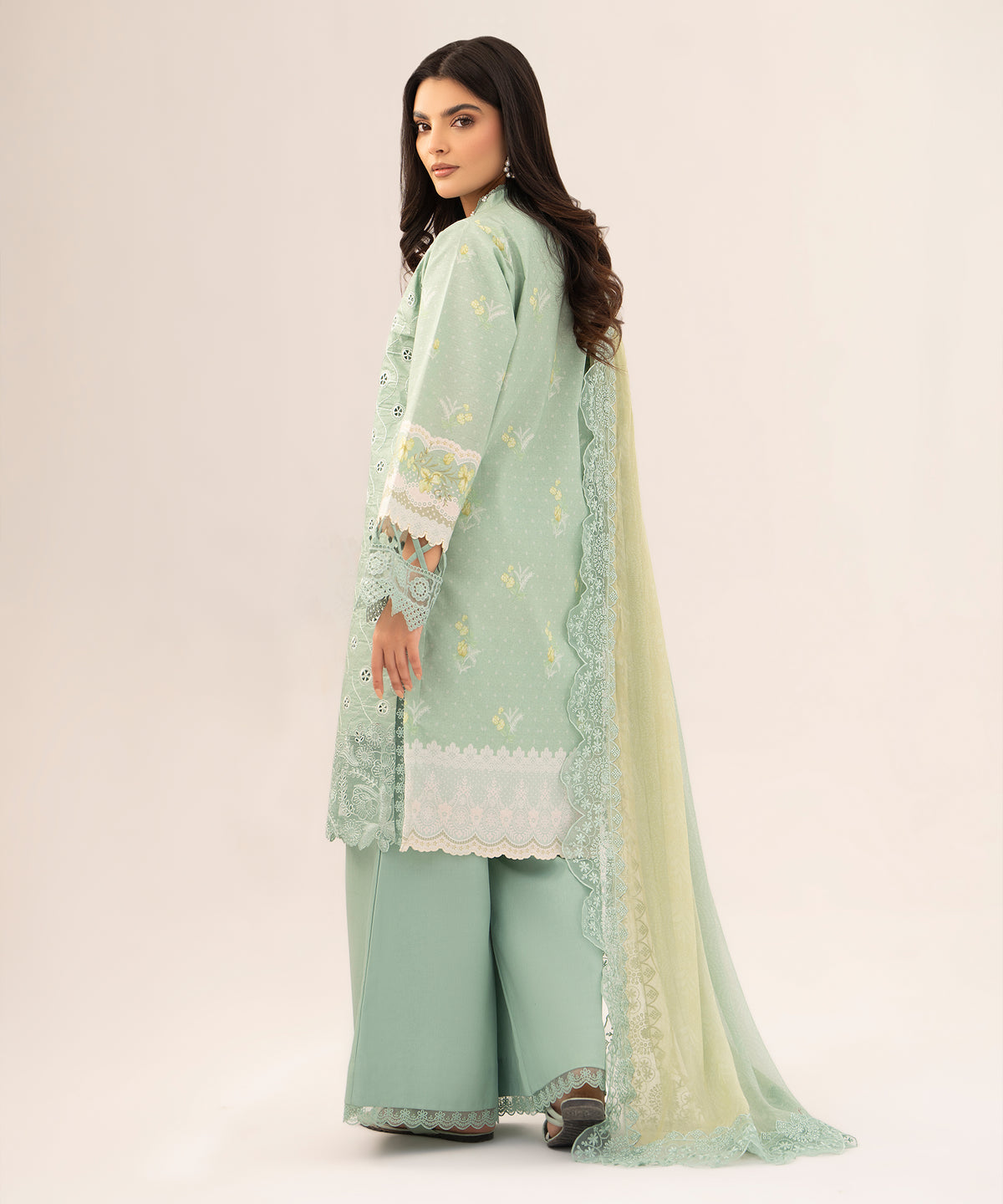 Women Printed Embroidered 3 Piece Suit - QUN079