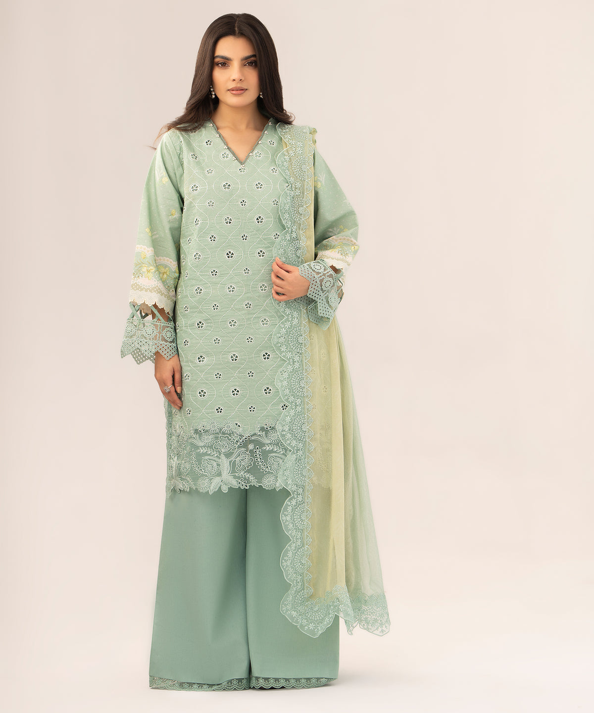 Women Printed Embroidered 3 Piece Suit - QUN079