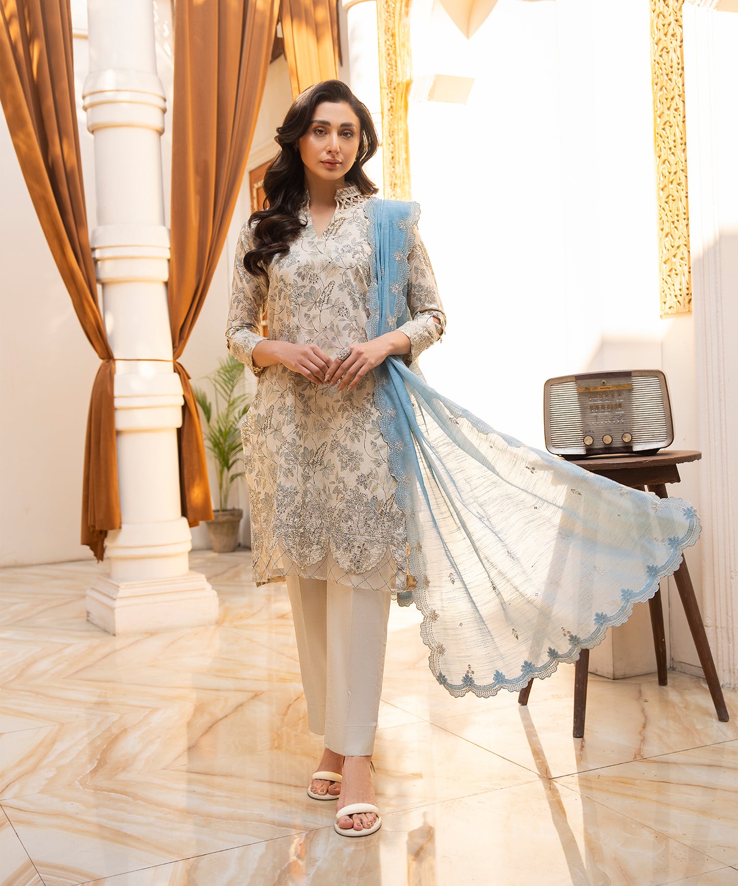Women Printed Embroidered 3 Piece Suit - QUC061
