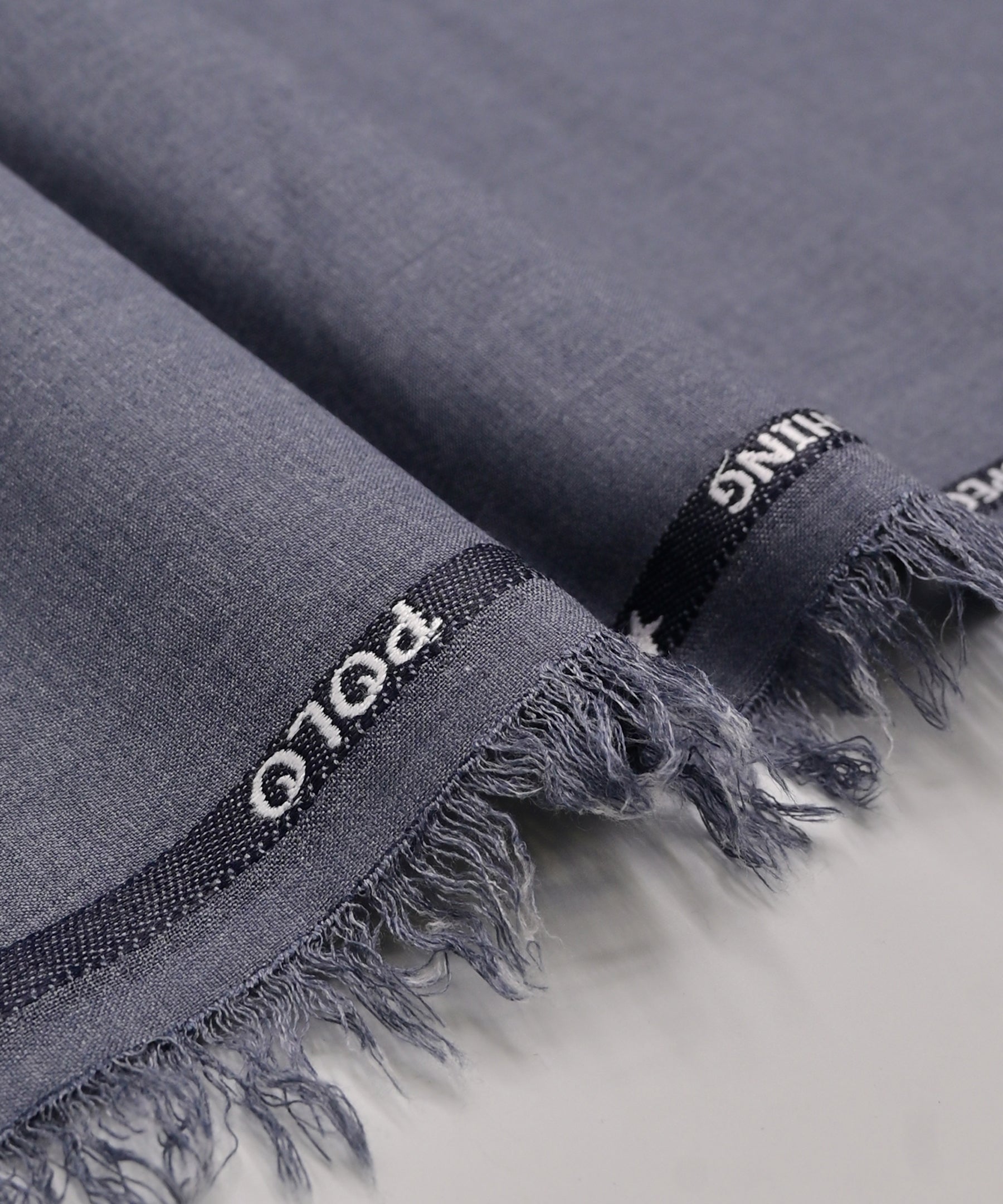 Royal Suiting 2 - (WIN25)