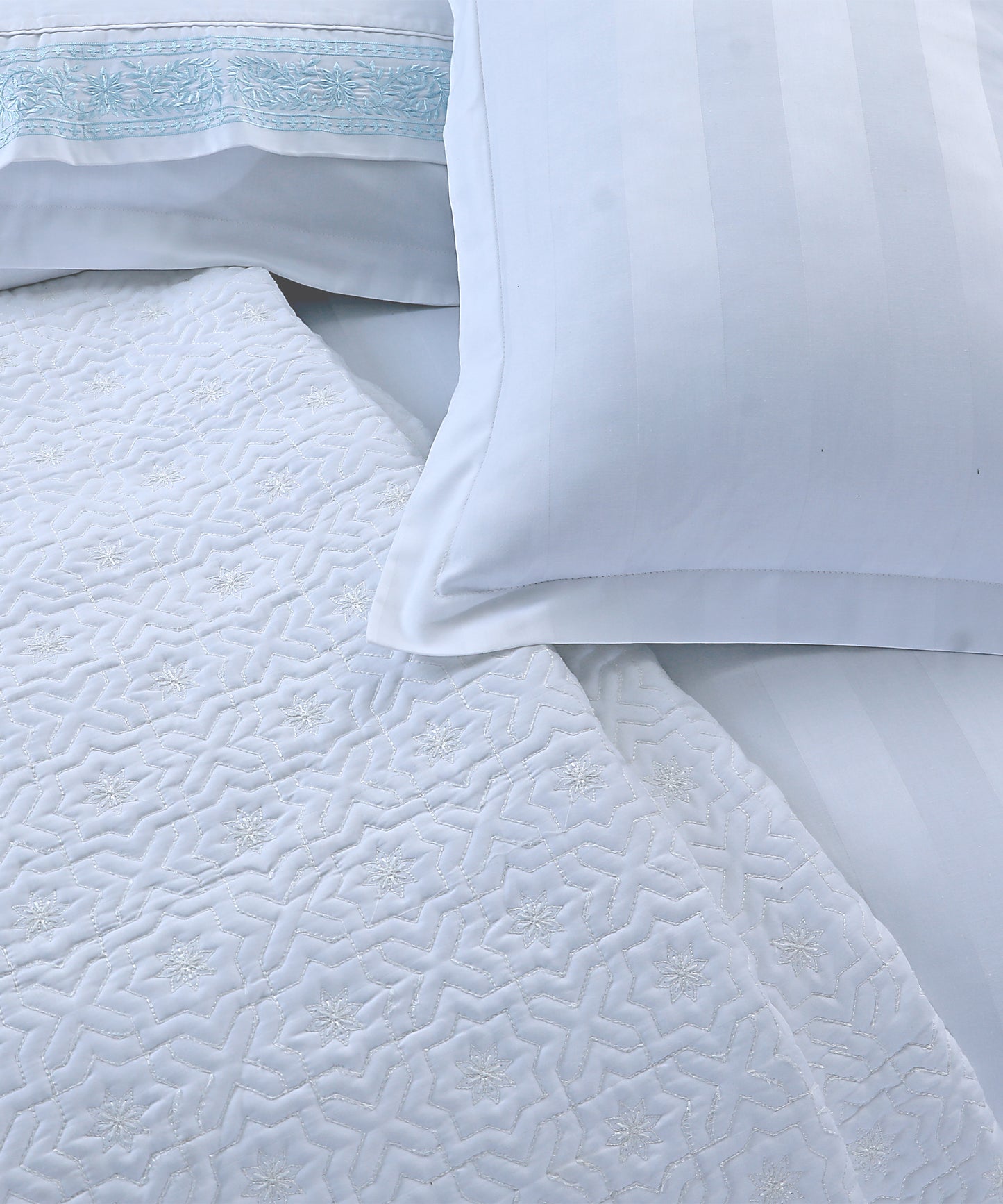 Regency Bedspread set 25 - (Hotel Collection)