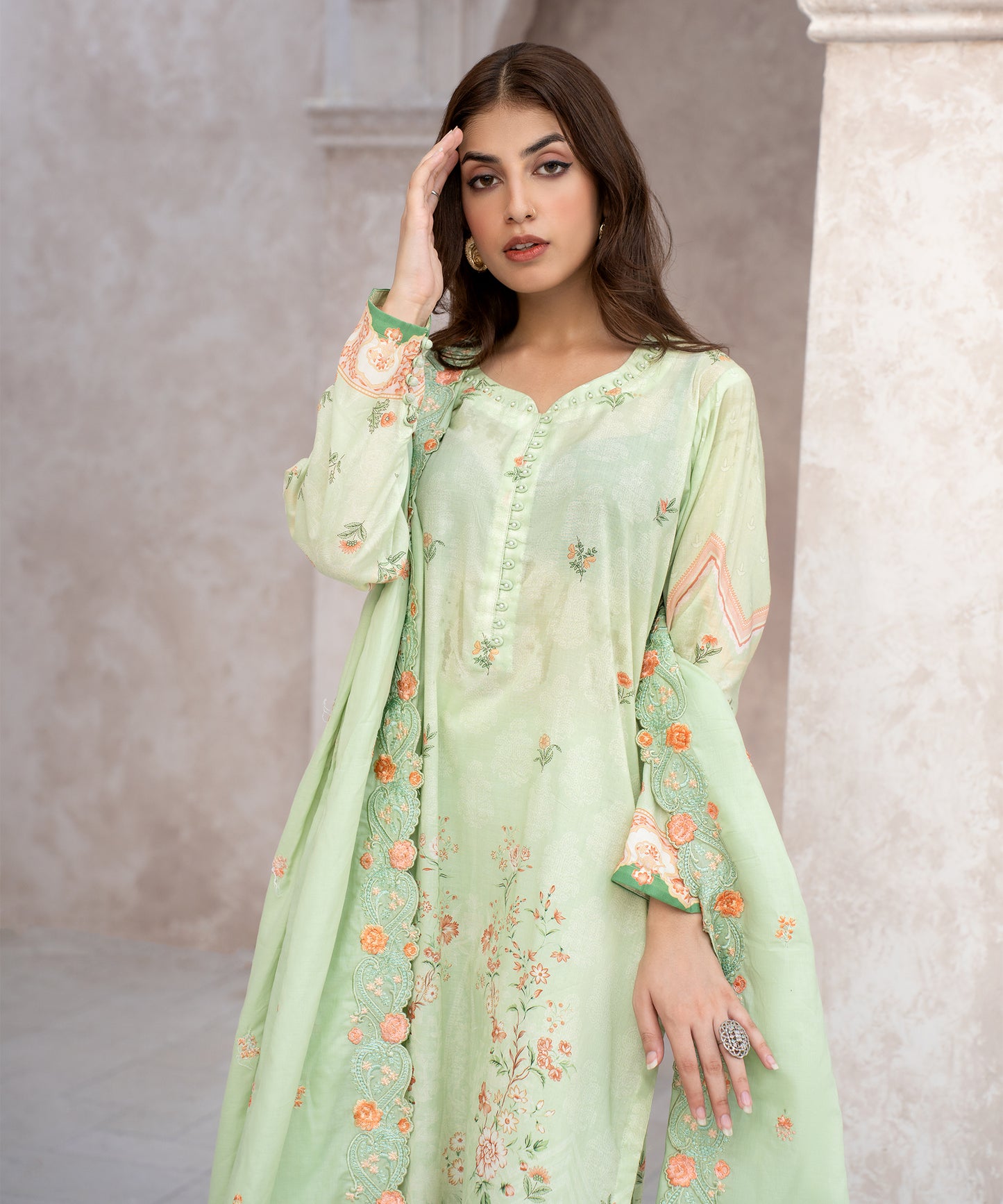 Women Printed Embroidered 3 Piece Suit - SIG618
