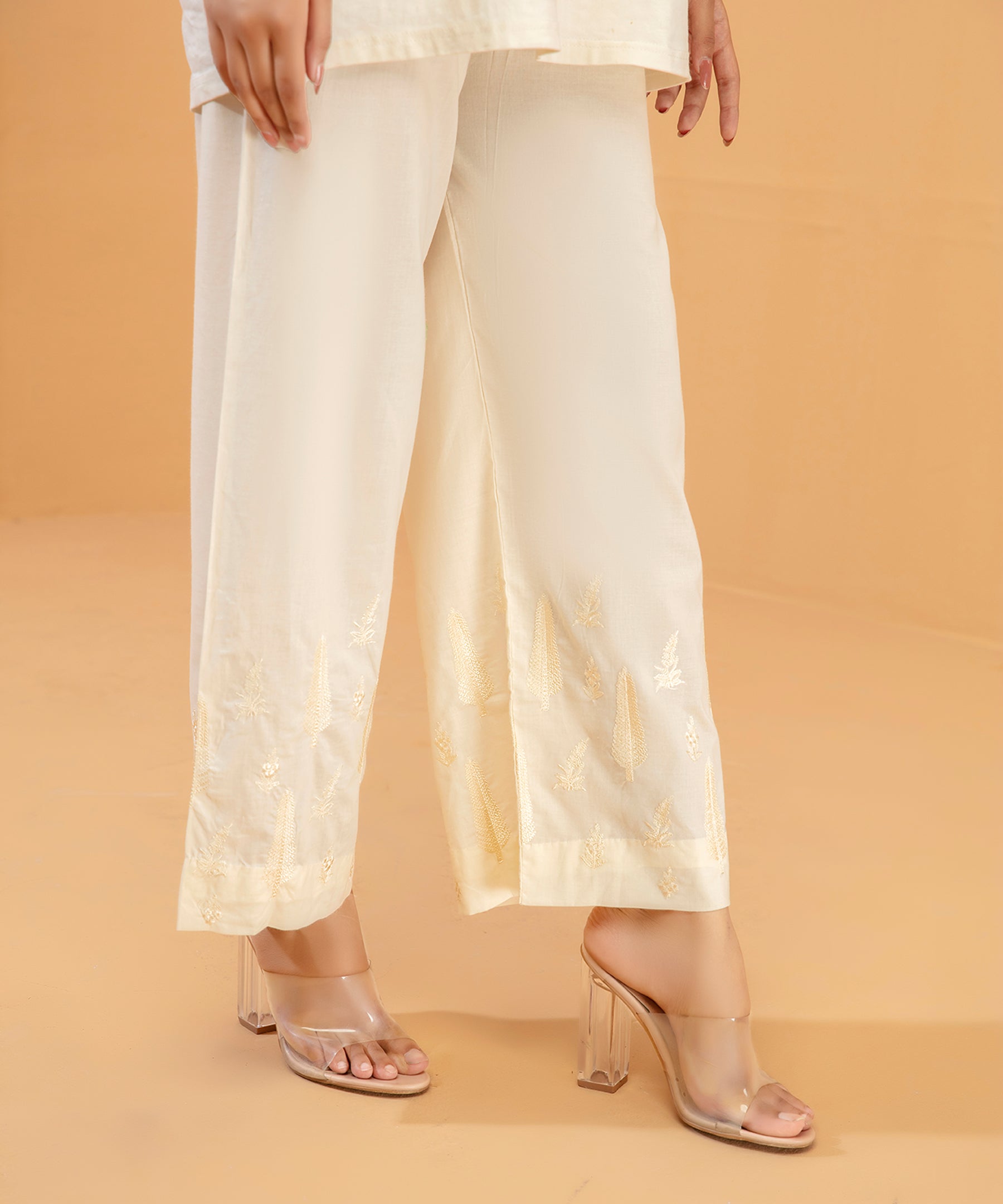 Embroidered Cream Trouser - LTE 436