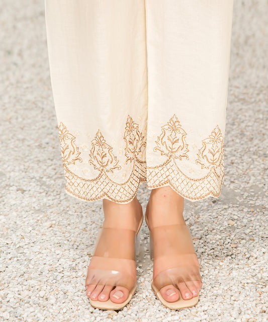 Women Embroidered Trouser - LTE443