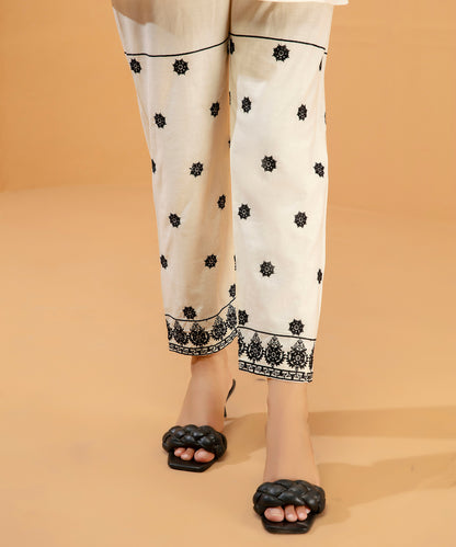Women Embroidered Trouser - LTE432