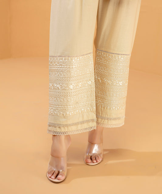 Women Embroidered Trouser - LTE438
