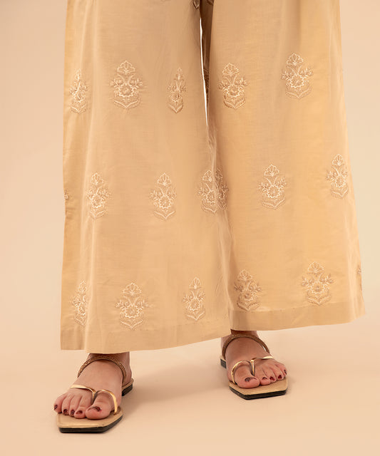 Women Embroidered Trouser - LTE423