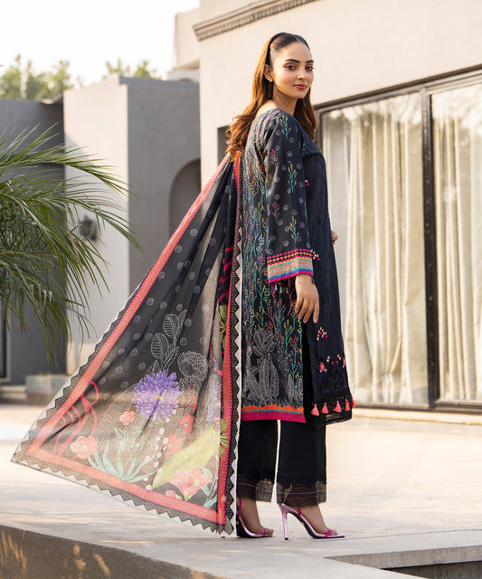 Women Printed Embroidered 3 Piece Suit - UDE191