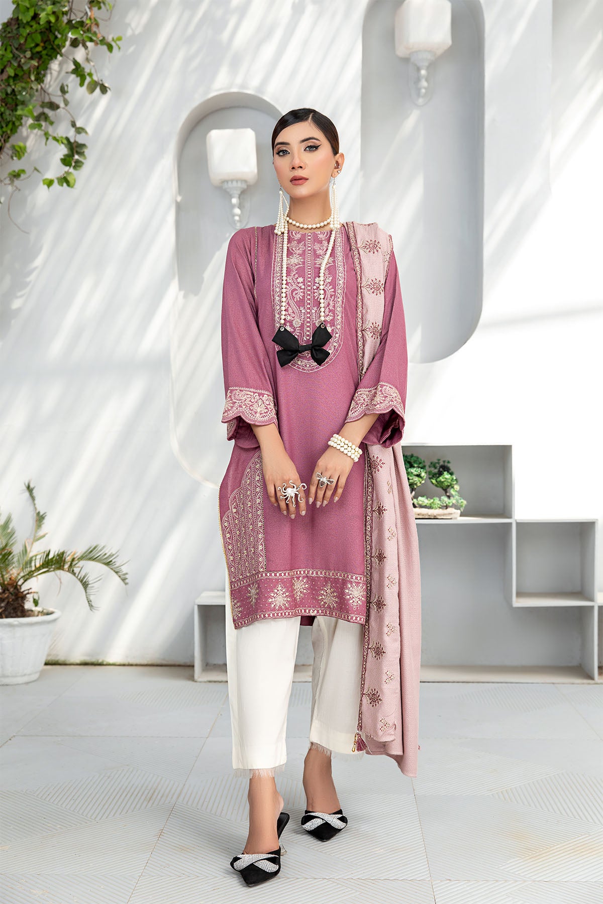 2PC Soid Embroidered Suit - LDS 827